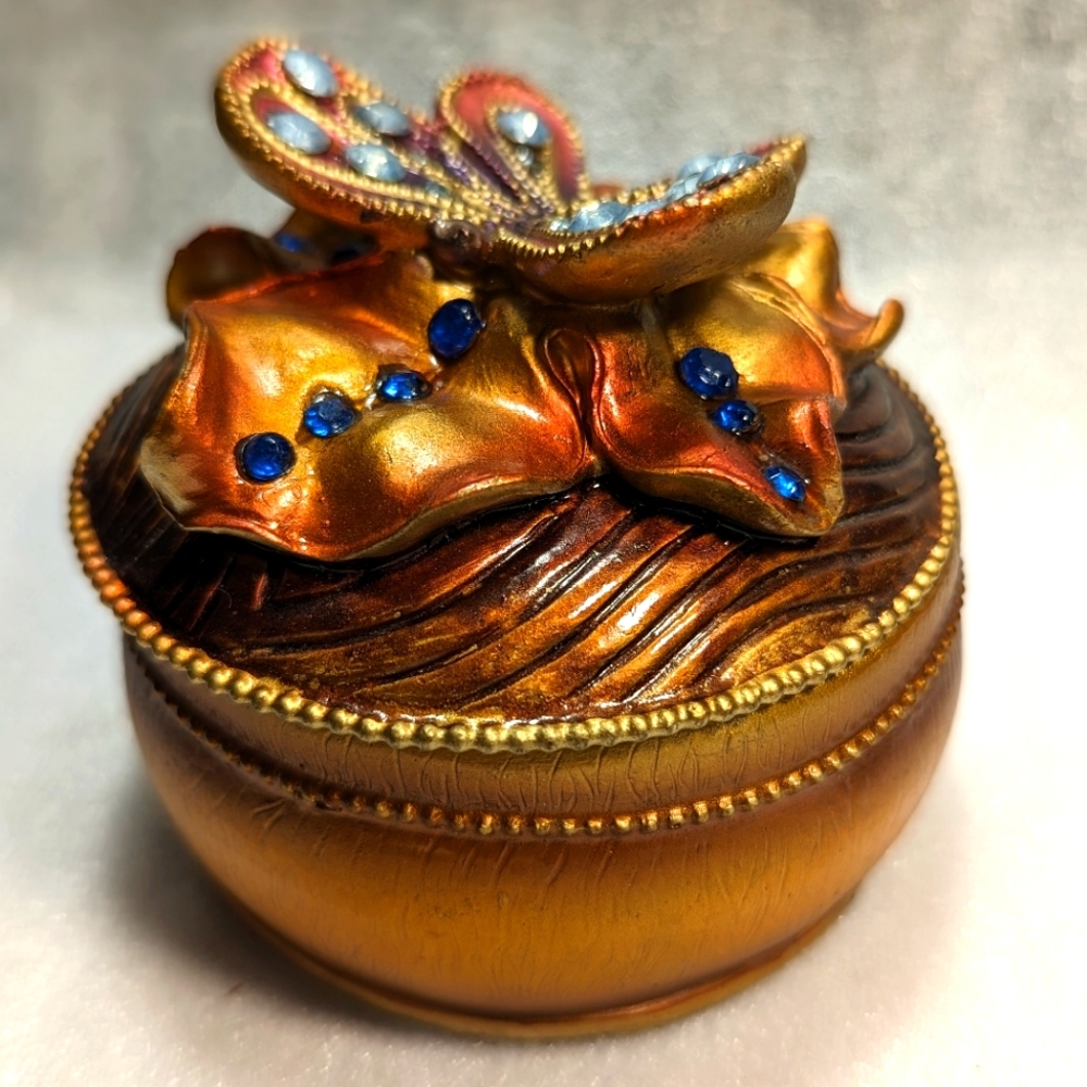Butterfly on flower Trinket Box